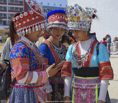 【隆林縣印象4】那邵村&ldquo;跳坡節&rdquo;見聞