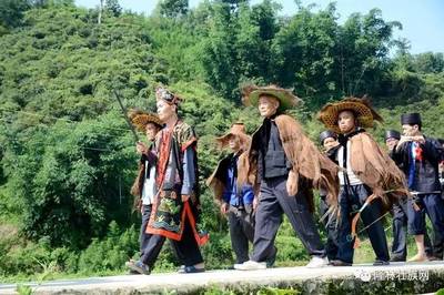 2017年隆林六月六&ldquo;敬田節(jié)&rdquo;盛大活動場面!你參加了嗎?