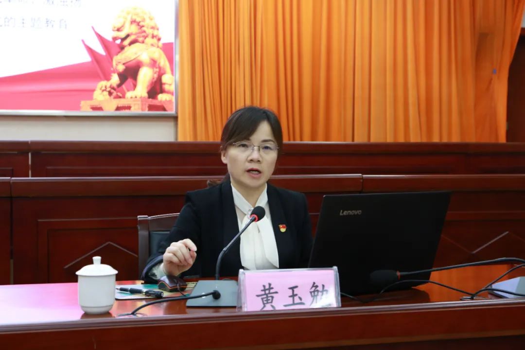 】隆林法院參加全縣政法隊(duì)伍教育整頓廉政