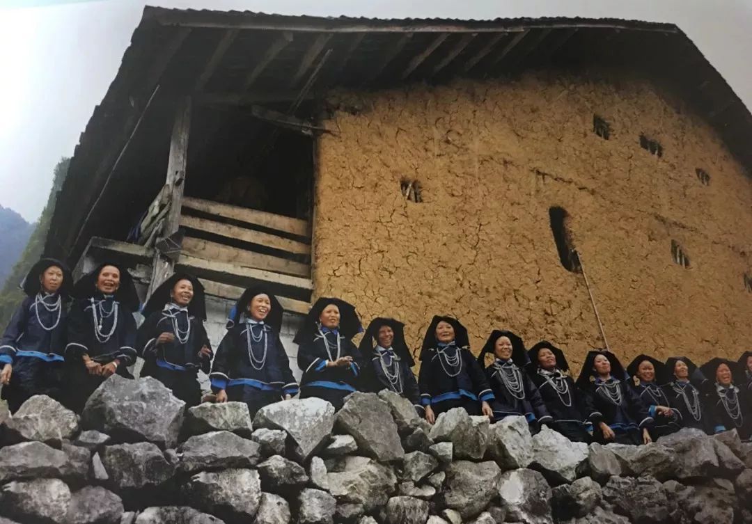 探秘廣西壯族服飾之美 隆林沙梨壯的獨(dú)特魅力