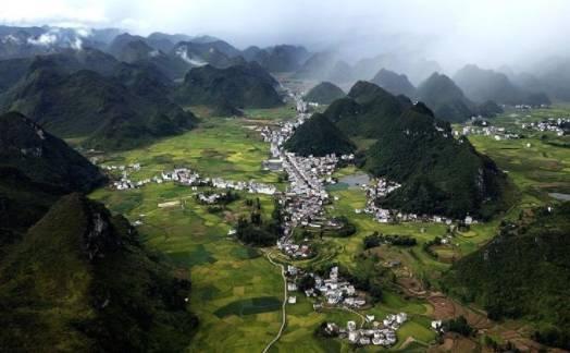 咬定目標、強化舉措、抓實抓細，廣西隆林 掛牌作戰時不我待